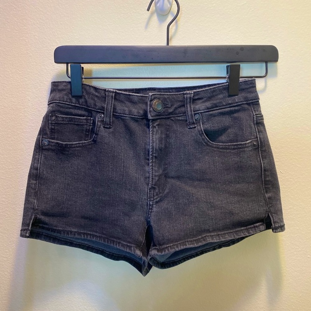 American Eagle Hi Rise Shortie Black Shorts Size 0